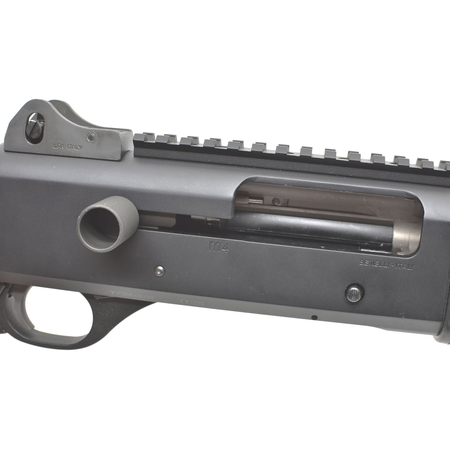 Benelli M4 - Upgraded charging Handle - +1 Mag Tube Extension - Midwest Industries Handguard