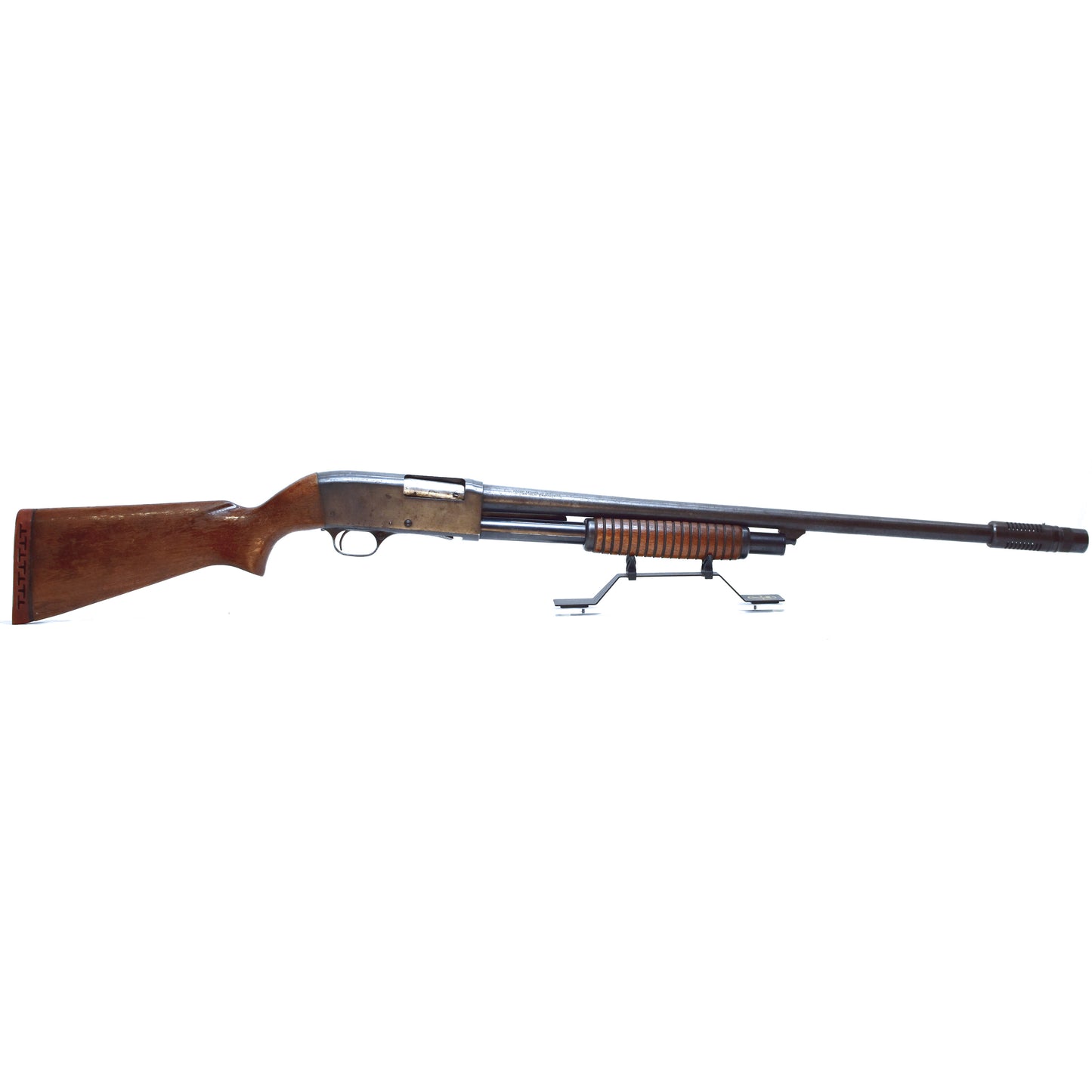 Stevens Model 820B, Pump Action, 12 Gauge, 2 3/4", With Poly Choke, 28" barrel