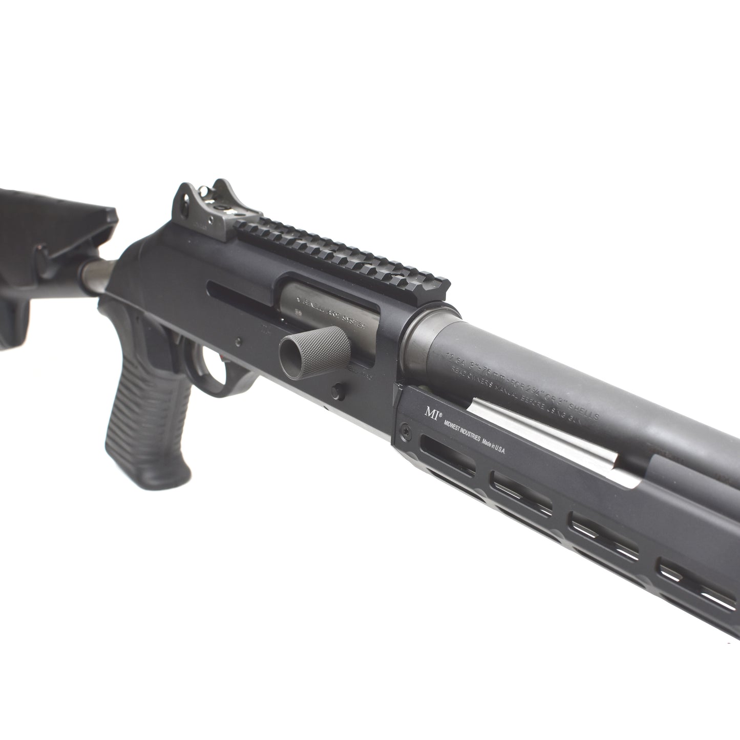 Benelli M4 - Upgraded charging Handle - +1 Mag Tube Extension - Midwest Industries Handguard